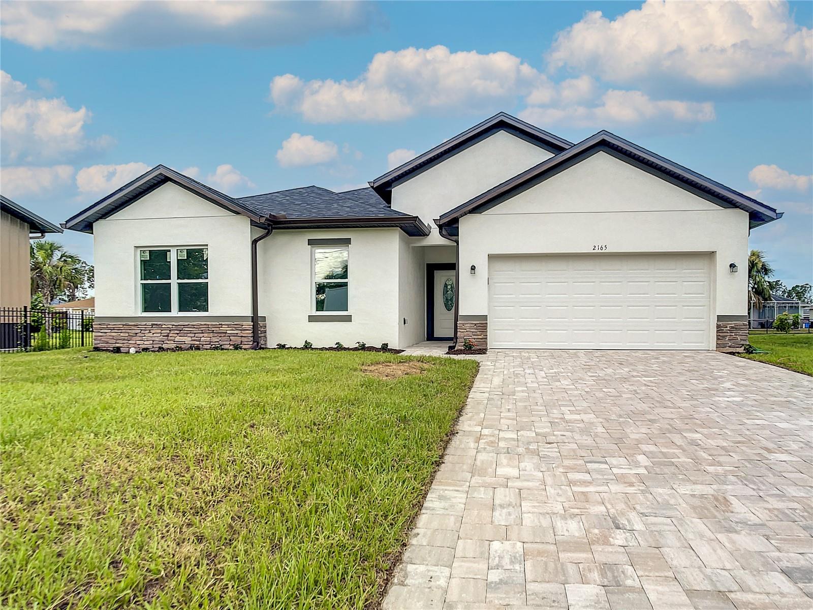 14210 LUXO AVE Property Photo 1