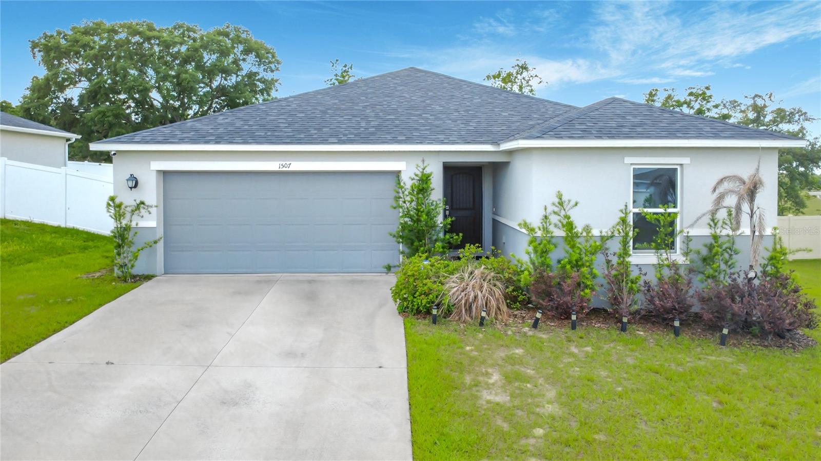 1507 GERANIUM DR Property Photo 1