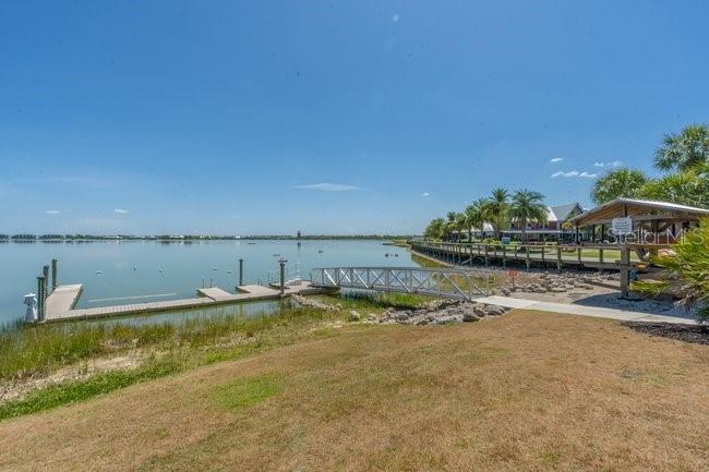 42982 Parkside Ct Property Photo 45