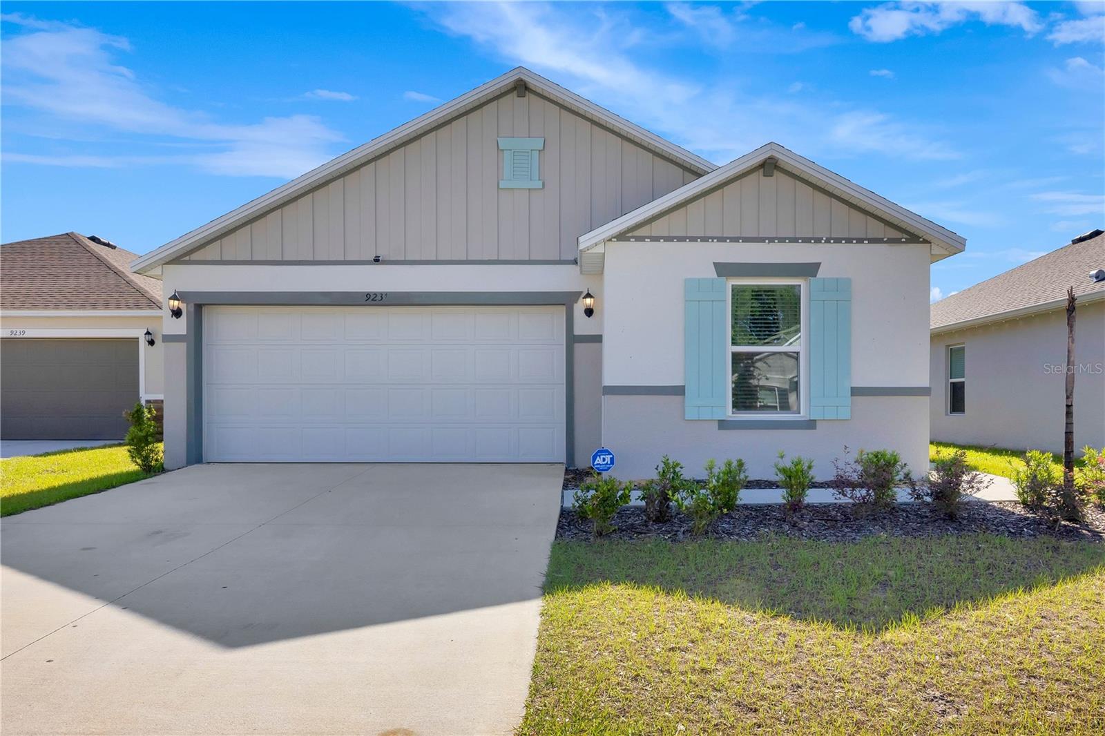 9231 Westside Hills Dr Property Photo 1