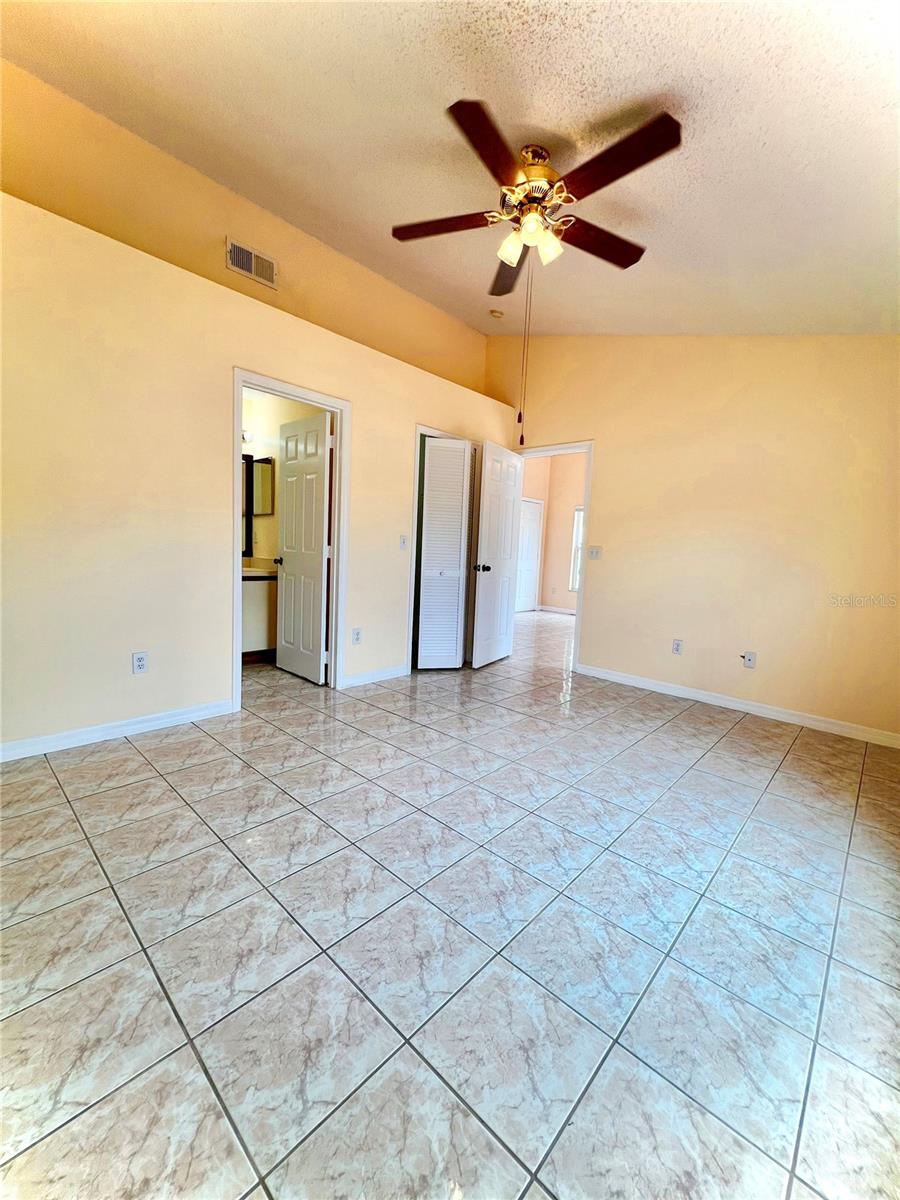 2416 Condado Ct Property Photo 6