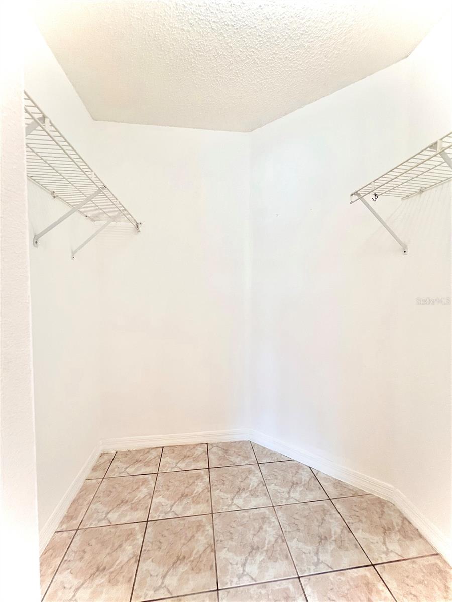 2416 Condado Ct Property Photo 9