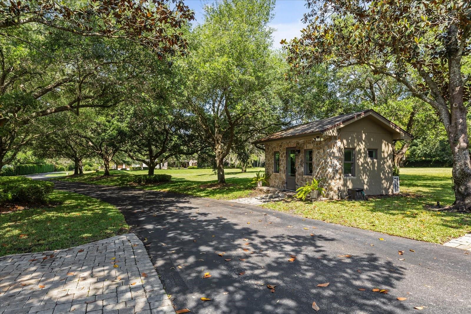 2878 Markham Woods Rd Property Photo 6