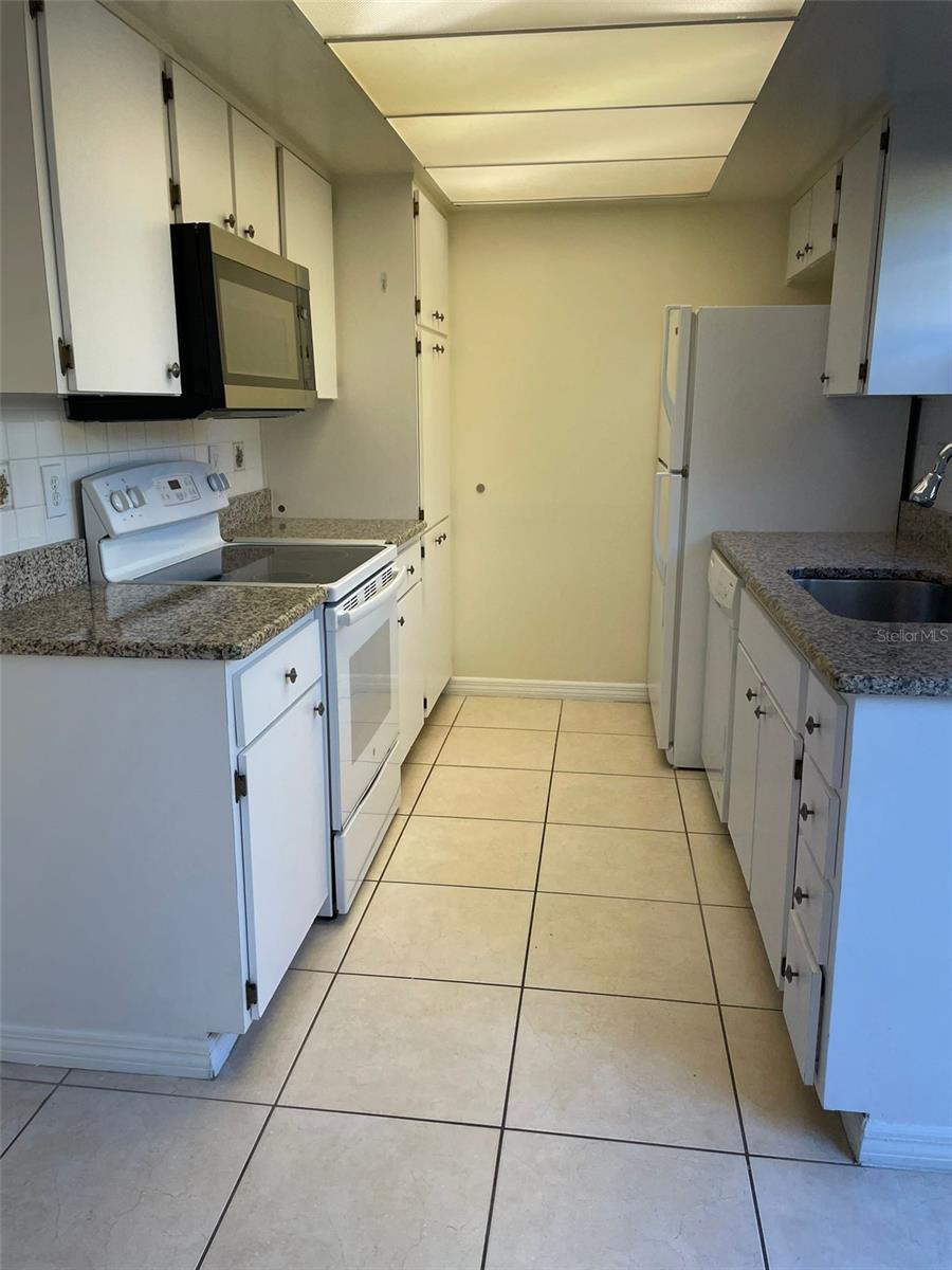 7327 Forest Hill Ct #223 Property Photo 13