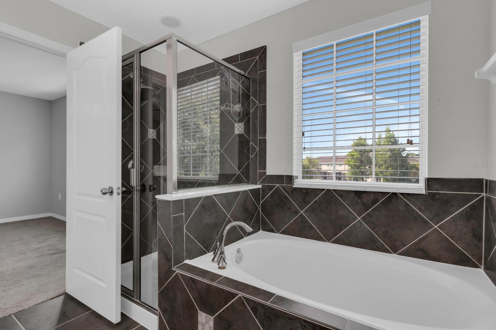 2726 River Landing Dr Property Photo 12