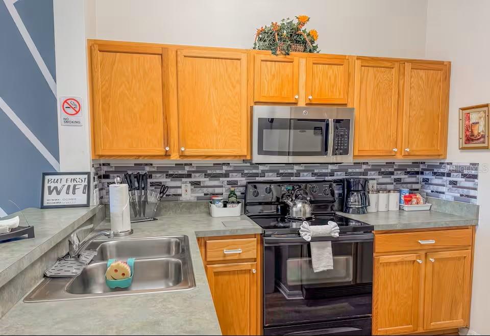 910 Park Terrace Cir Property Photo 5