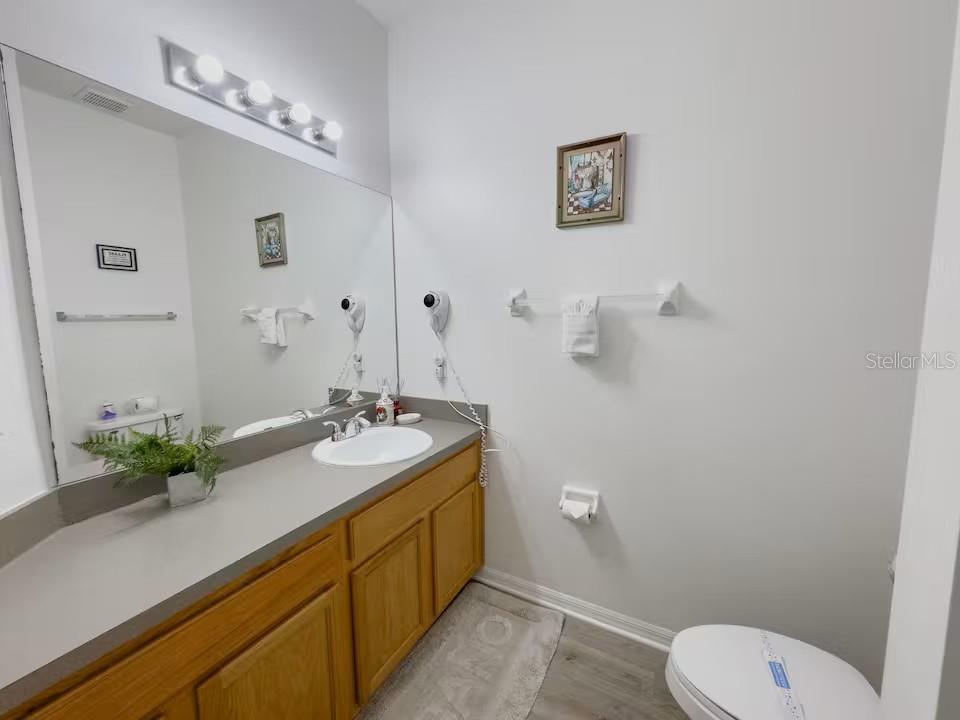 910 Park Terrace Cir Property Photo 23