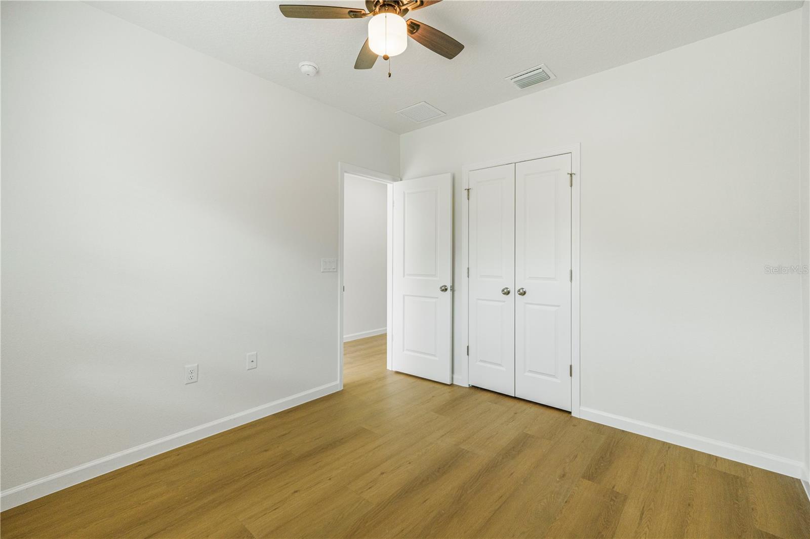 525-526 Pine Lane Property Photo 6