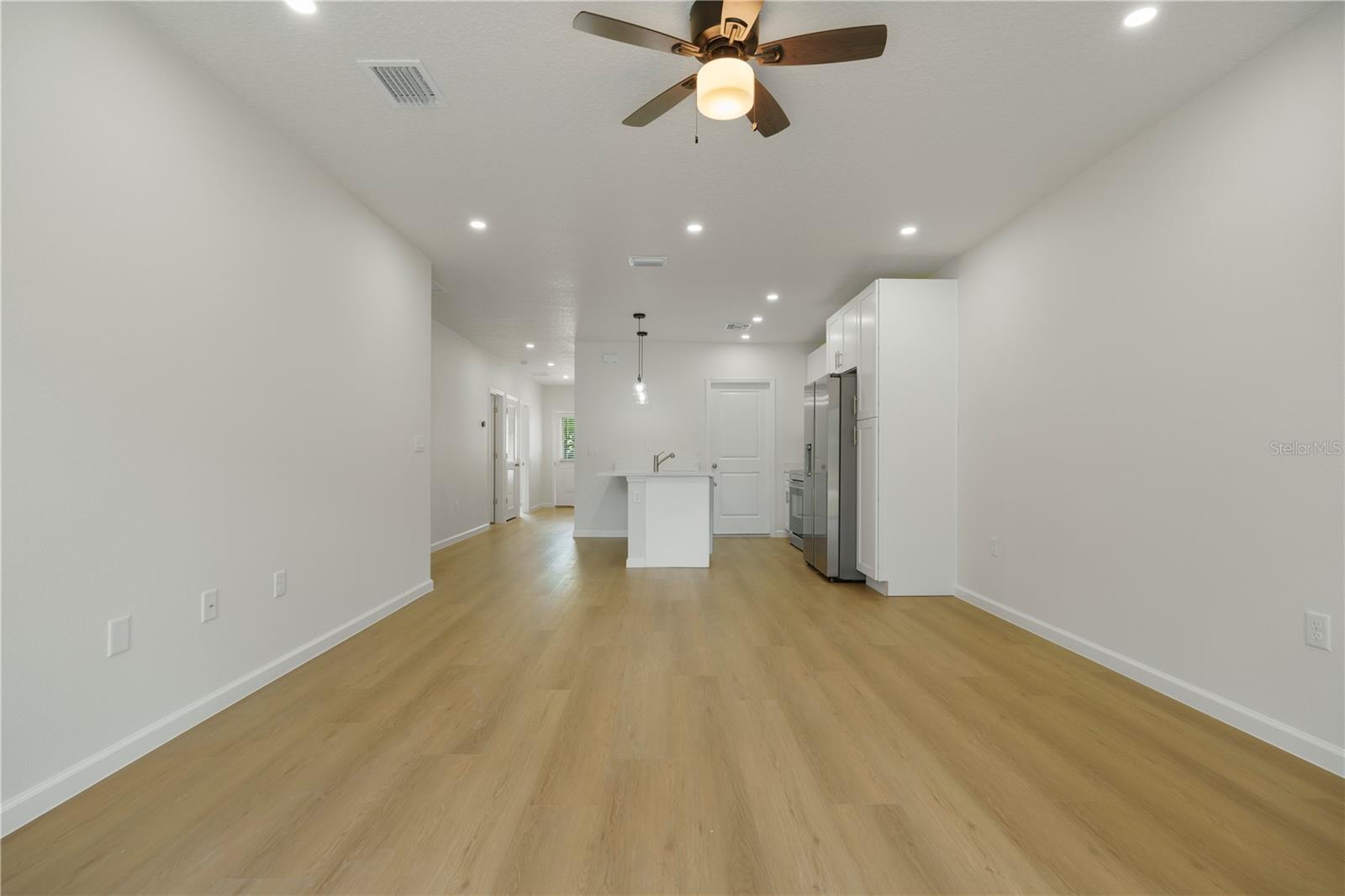 525-526 Pine Lane Property Photo 10