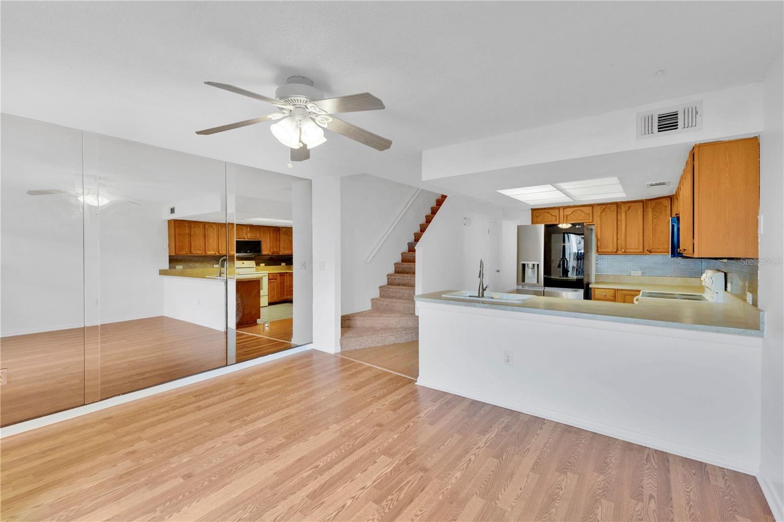 1329 Windsor Dr Property Photo 13