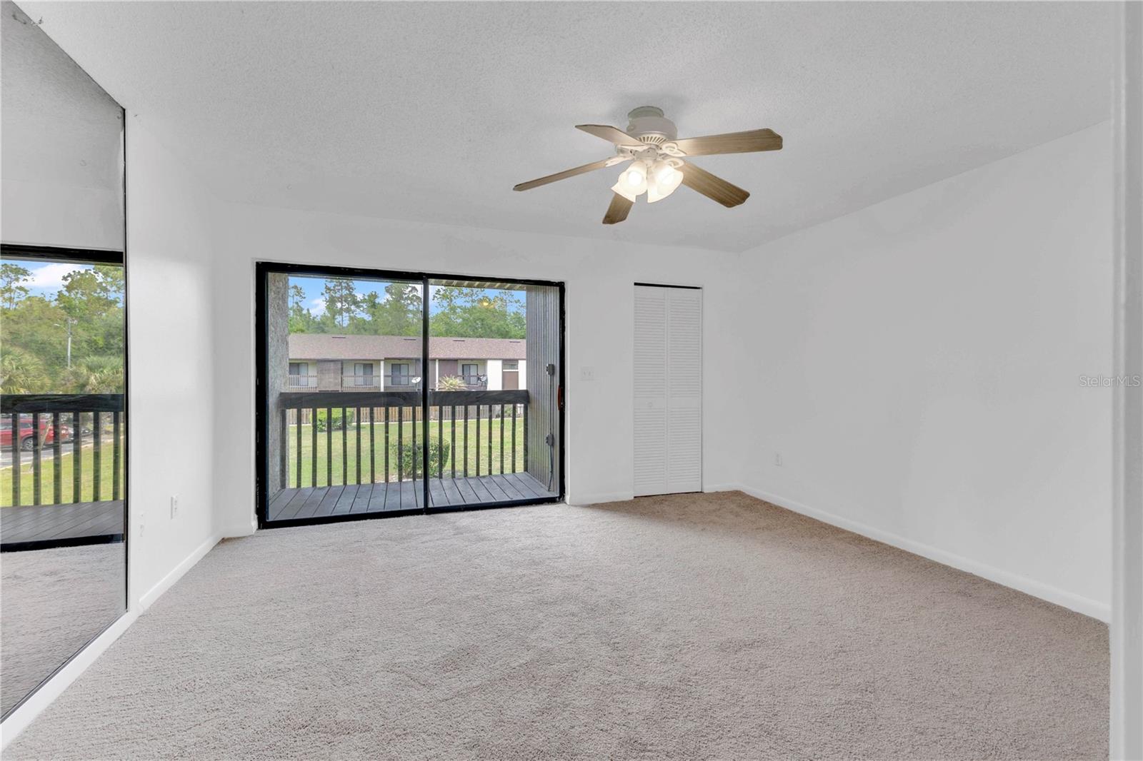 1329 Windsor Dr Property Photo 16
