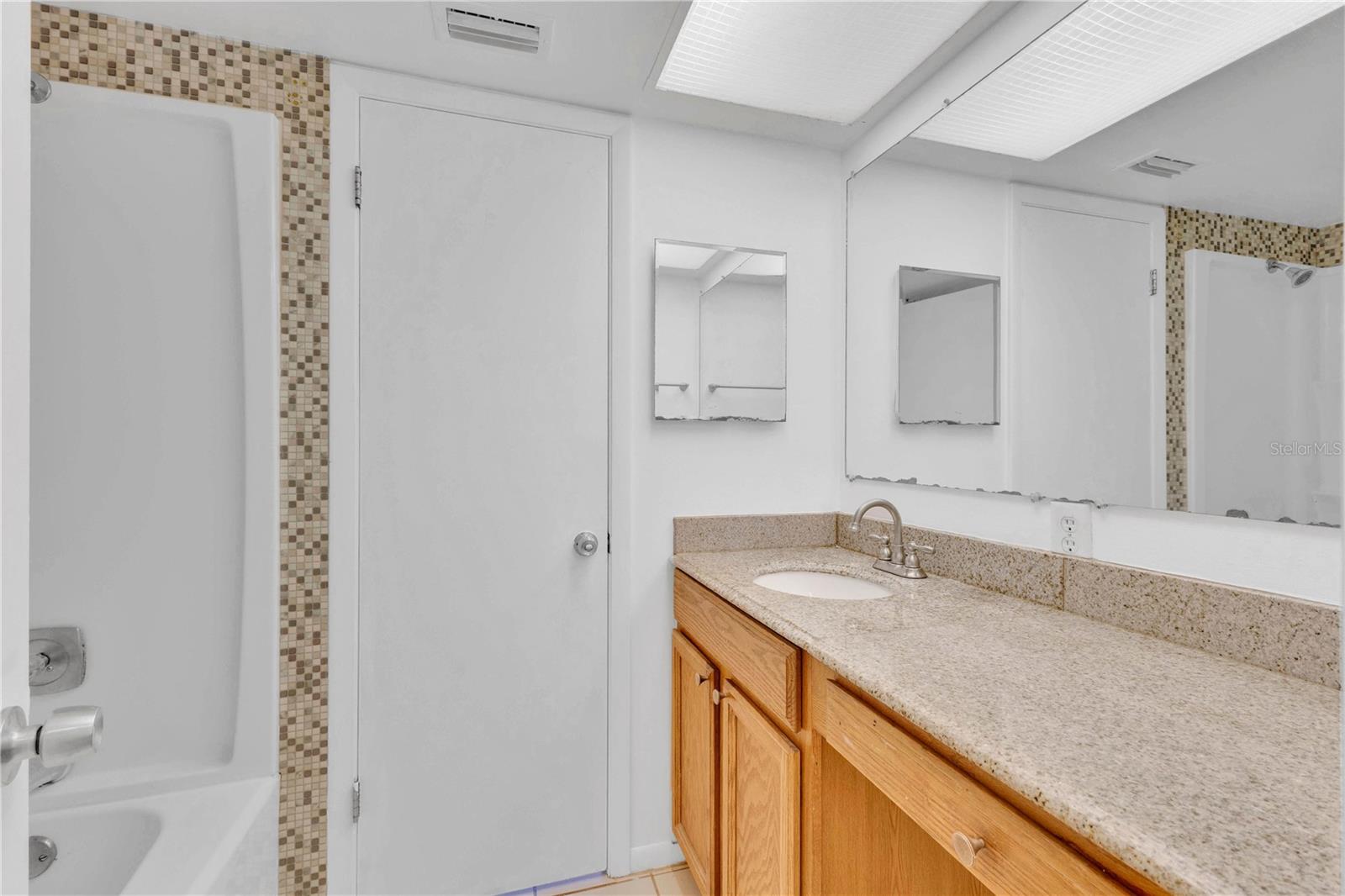 1329 Windsor Dr Property Photo 20