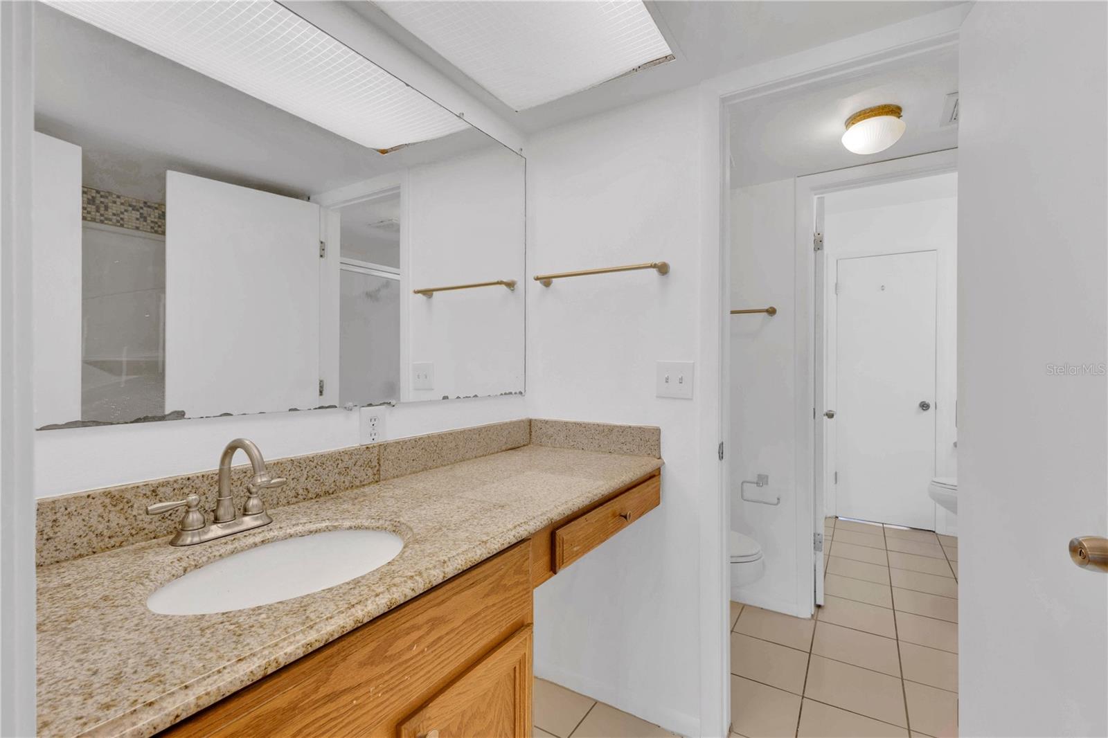 1329 Windsor Dr Property Photo 21