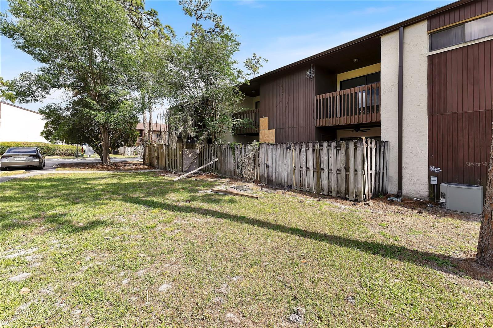 1329 Windsor Dr Property Photo 31