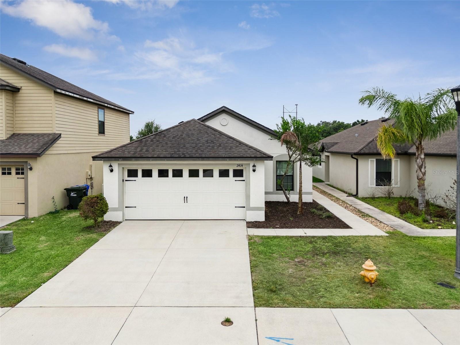 2414 Caspian Dr Property Photo 2