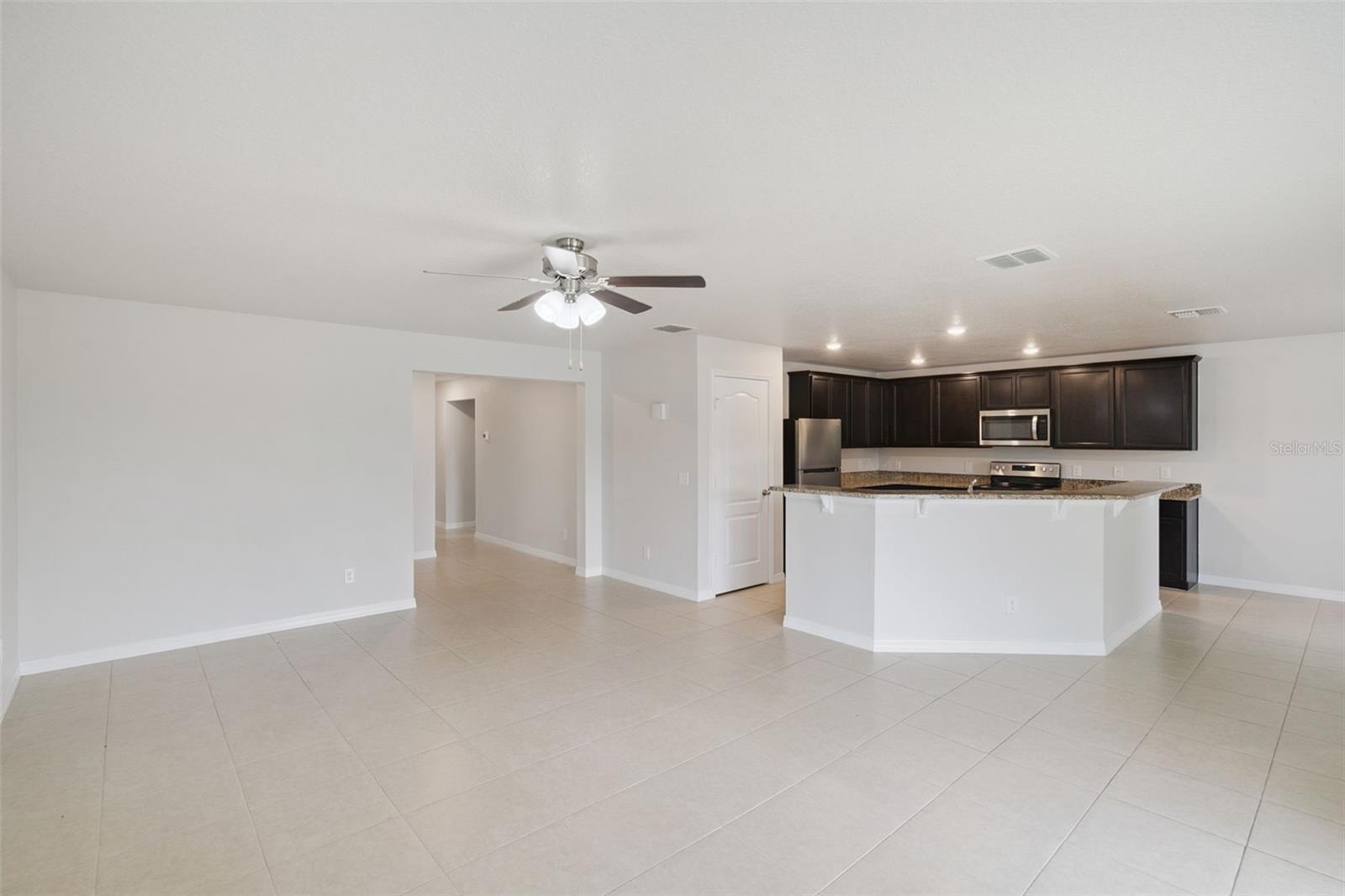 2414 Caspian Dr Property Photo 11