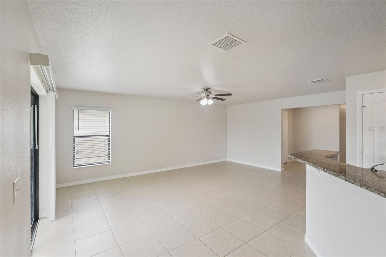 2414 Caspian Dr Property Photo 12