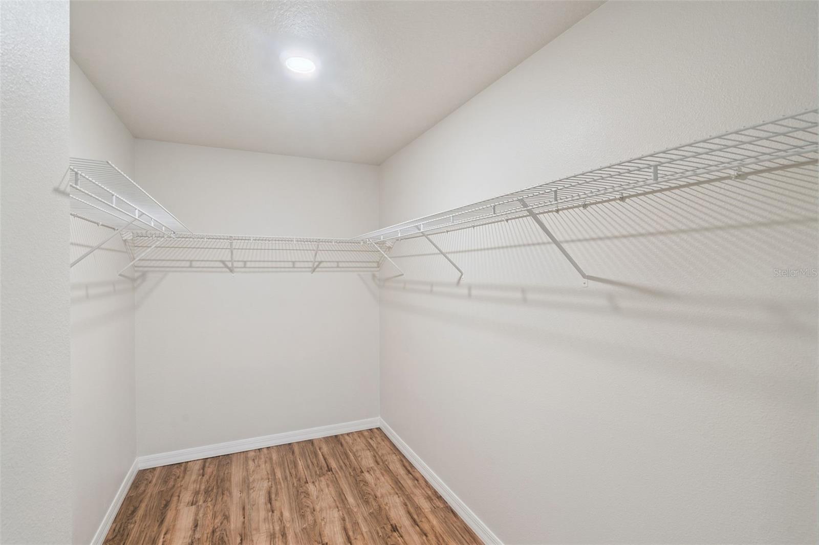 2414 Caspian Dr Property Photo 19