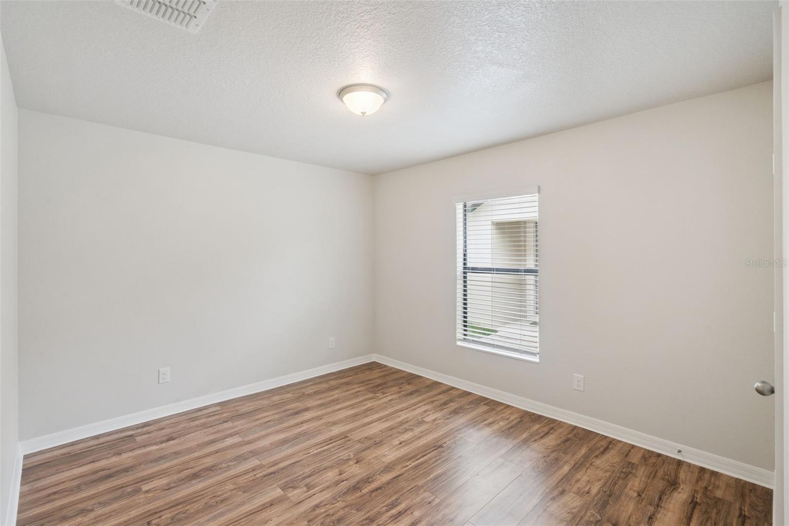 2414 Caspian Dr Property Photo 20