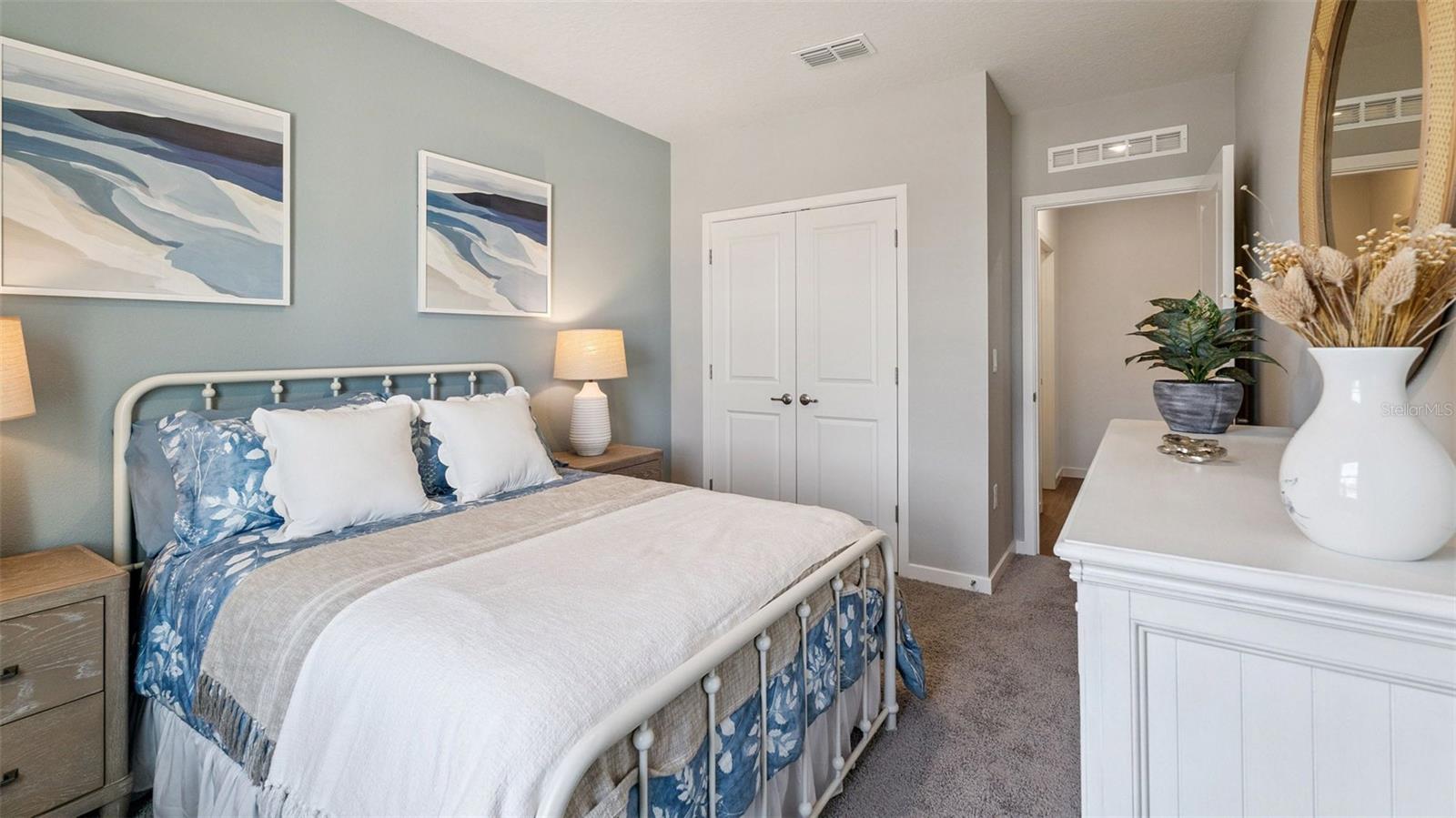 2536 Kinsale Ln Property Photo 11