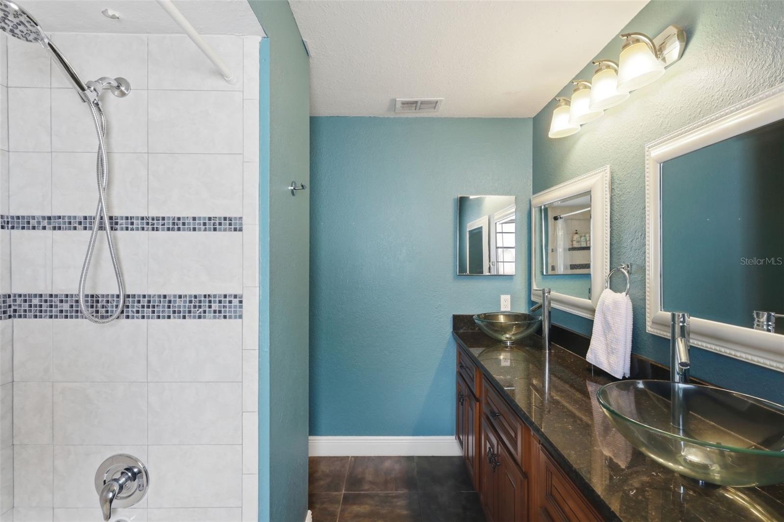 8509 Sandberry Blvd Property Photo 25