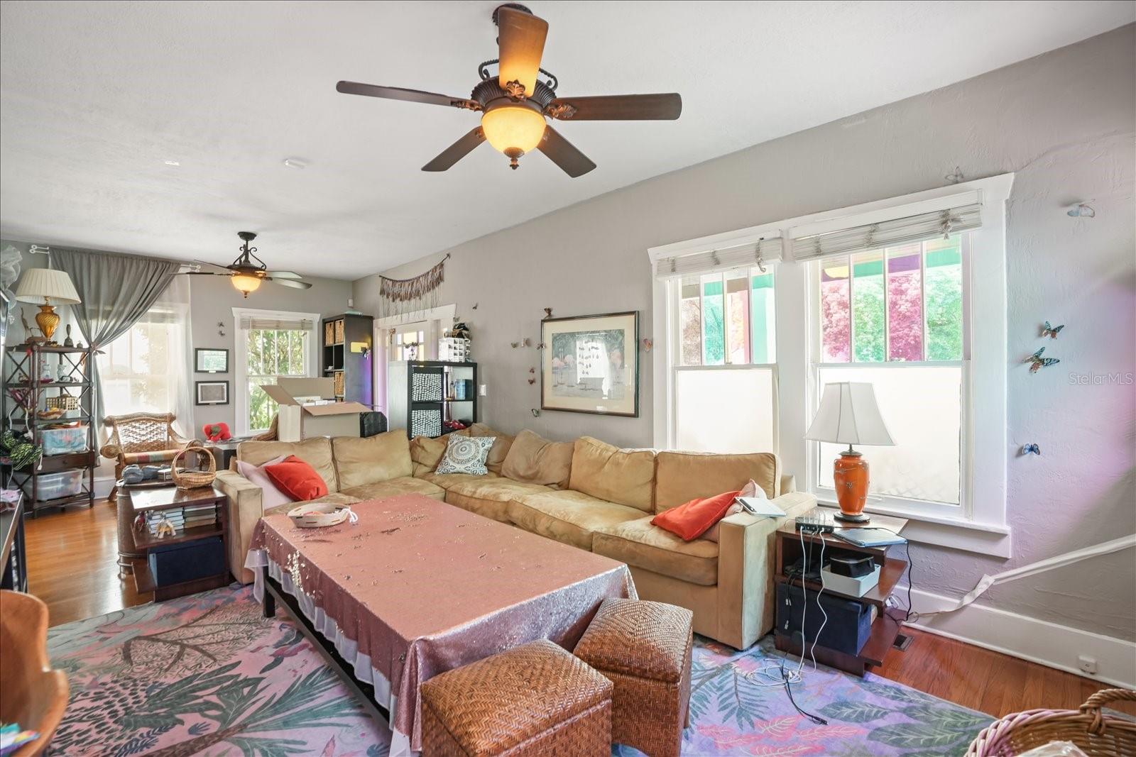 1629 Ferris Ave Property Photo 4
