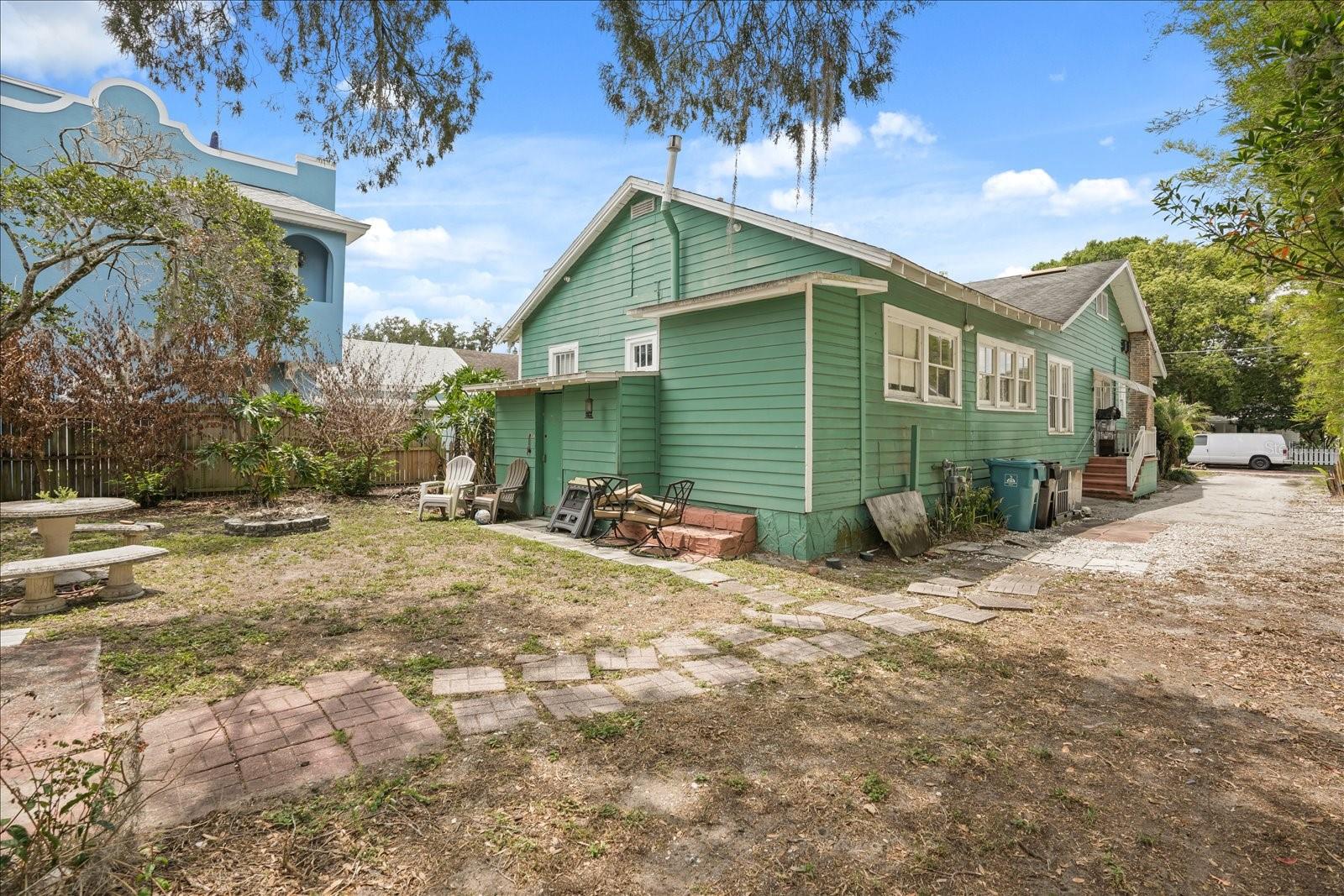 1629 Ferris Ave Property Photo 16