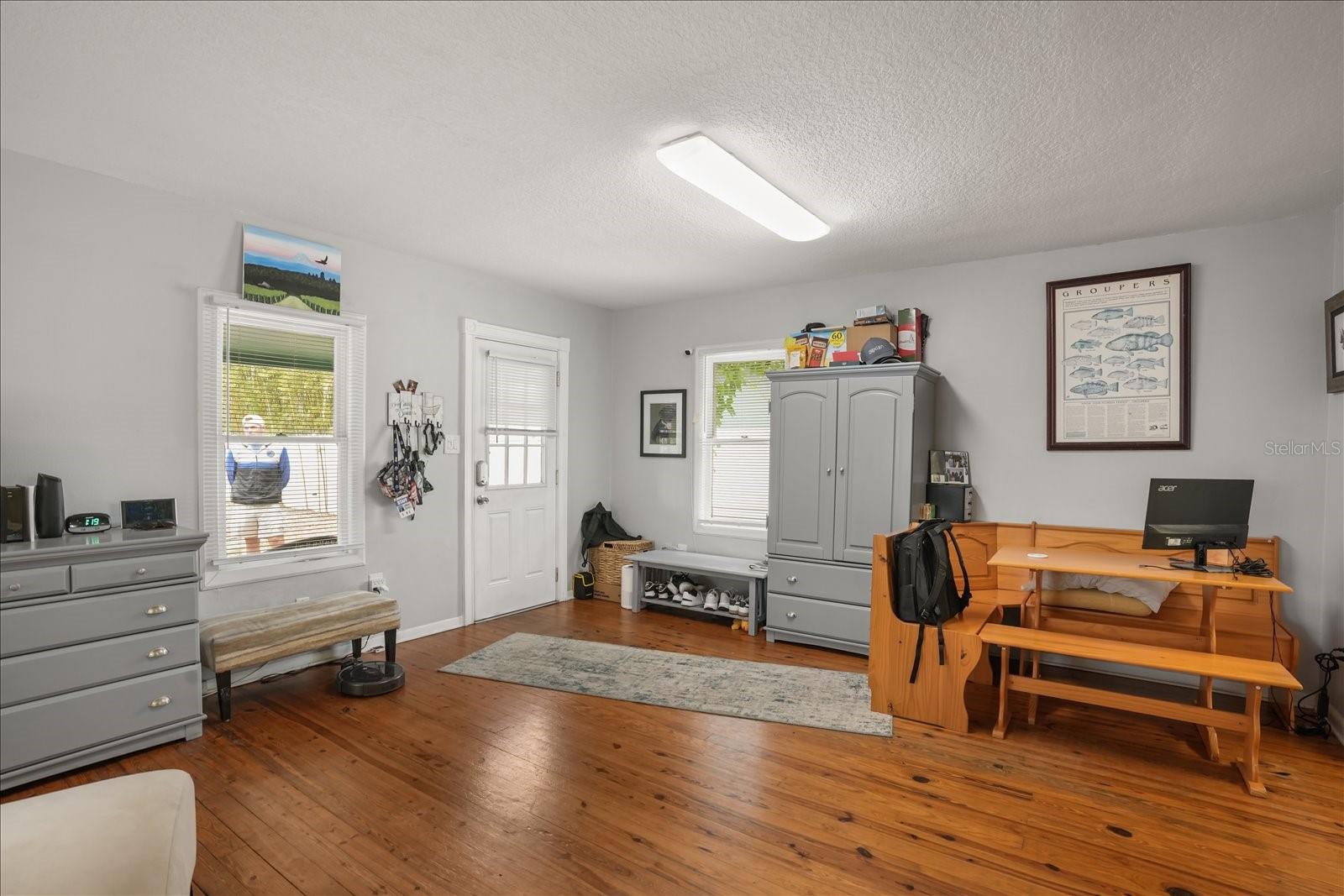 1629 Ferris Ave Property Photo 33