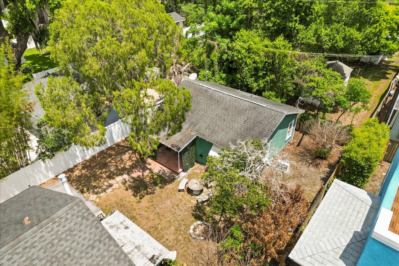1629 Ferris Ave Property Photo 40
