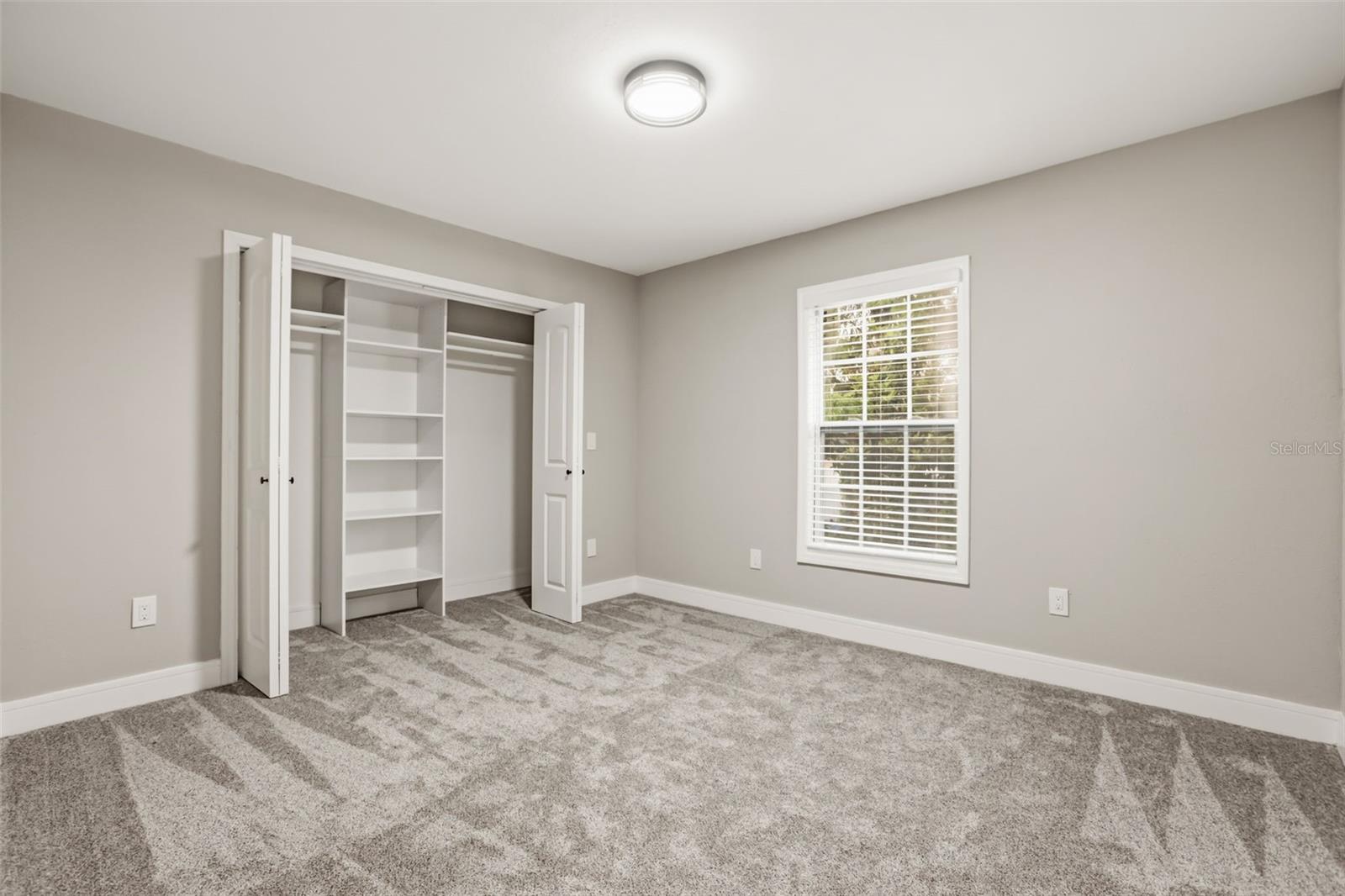 15 E Laurel St Property Photo 45