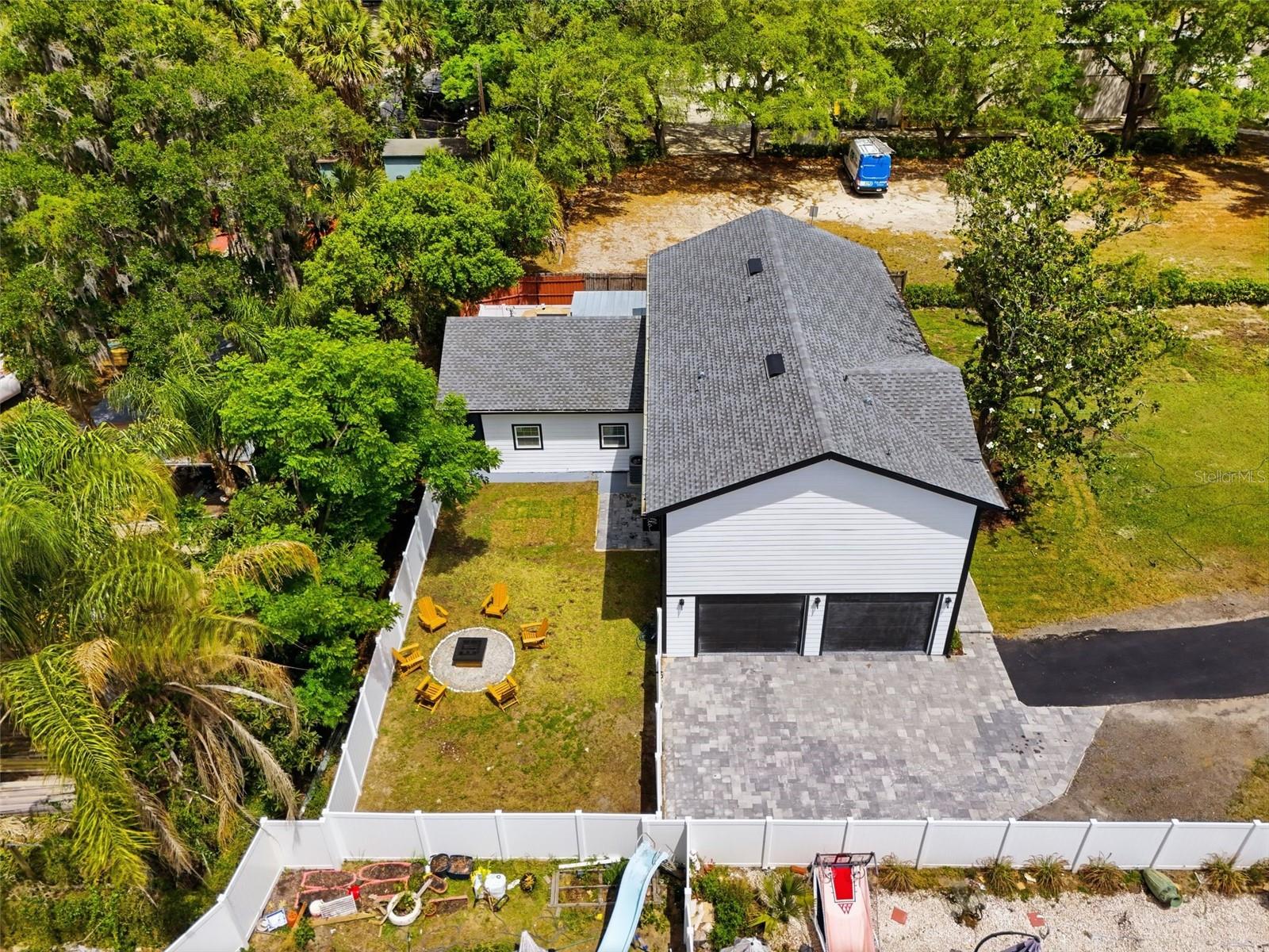 15 E Laurel St Property Photo 64