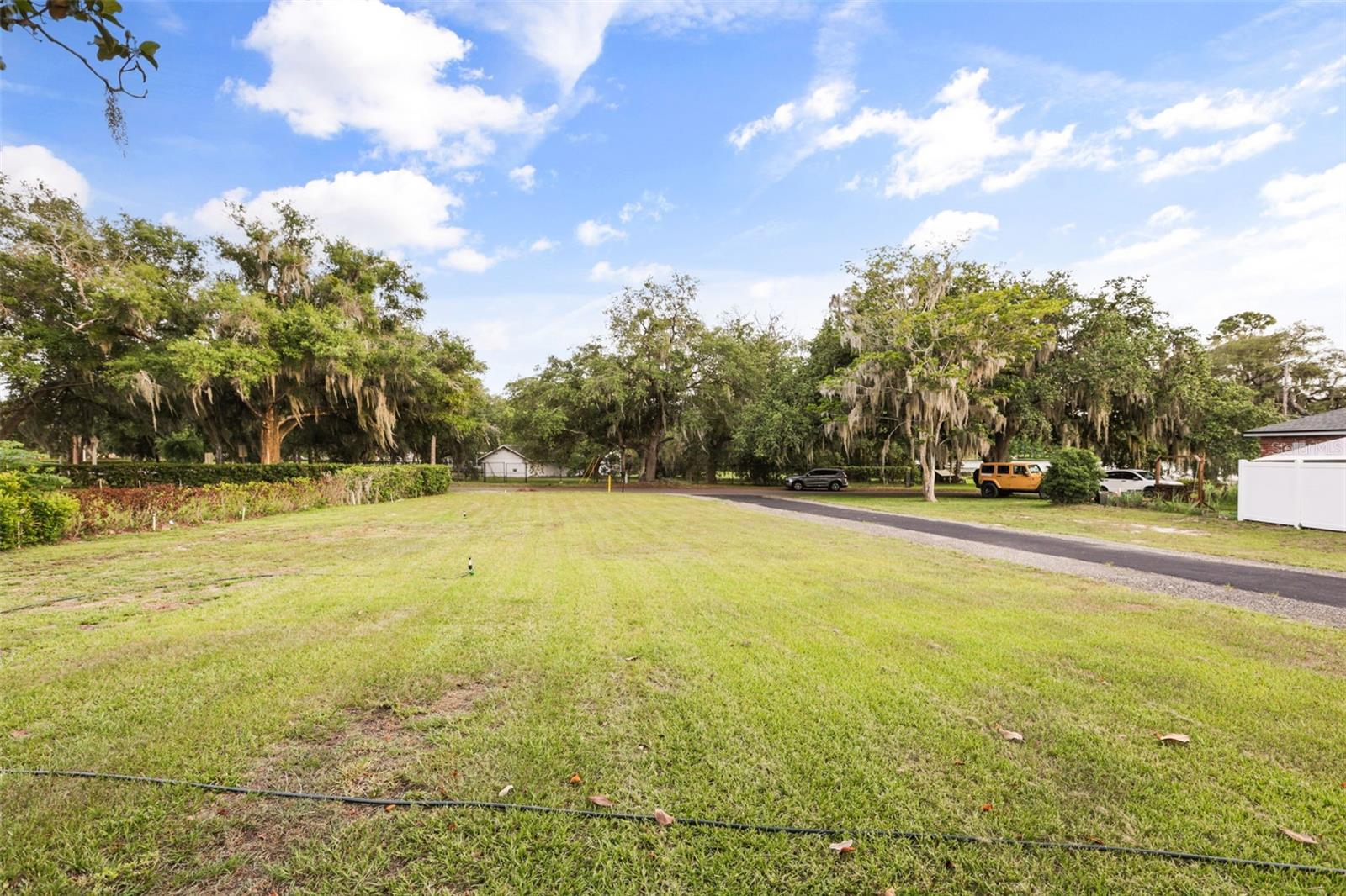 15 E Laurel St Property Photo 67