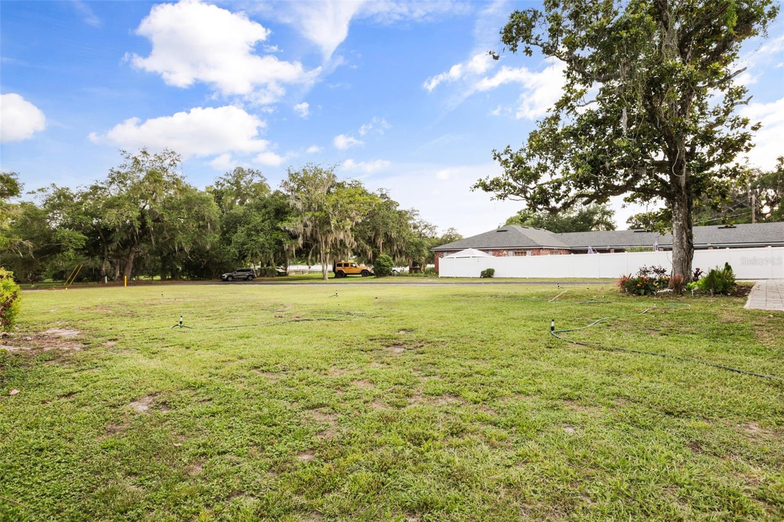 15 E Laurel St Property Photo 68