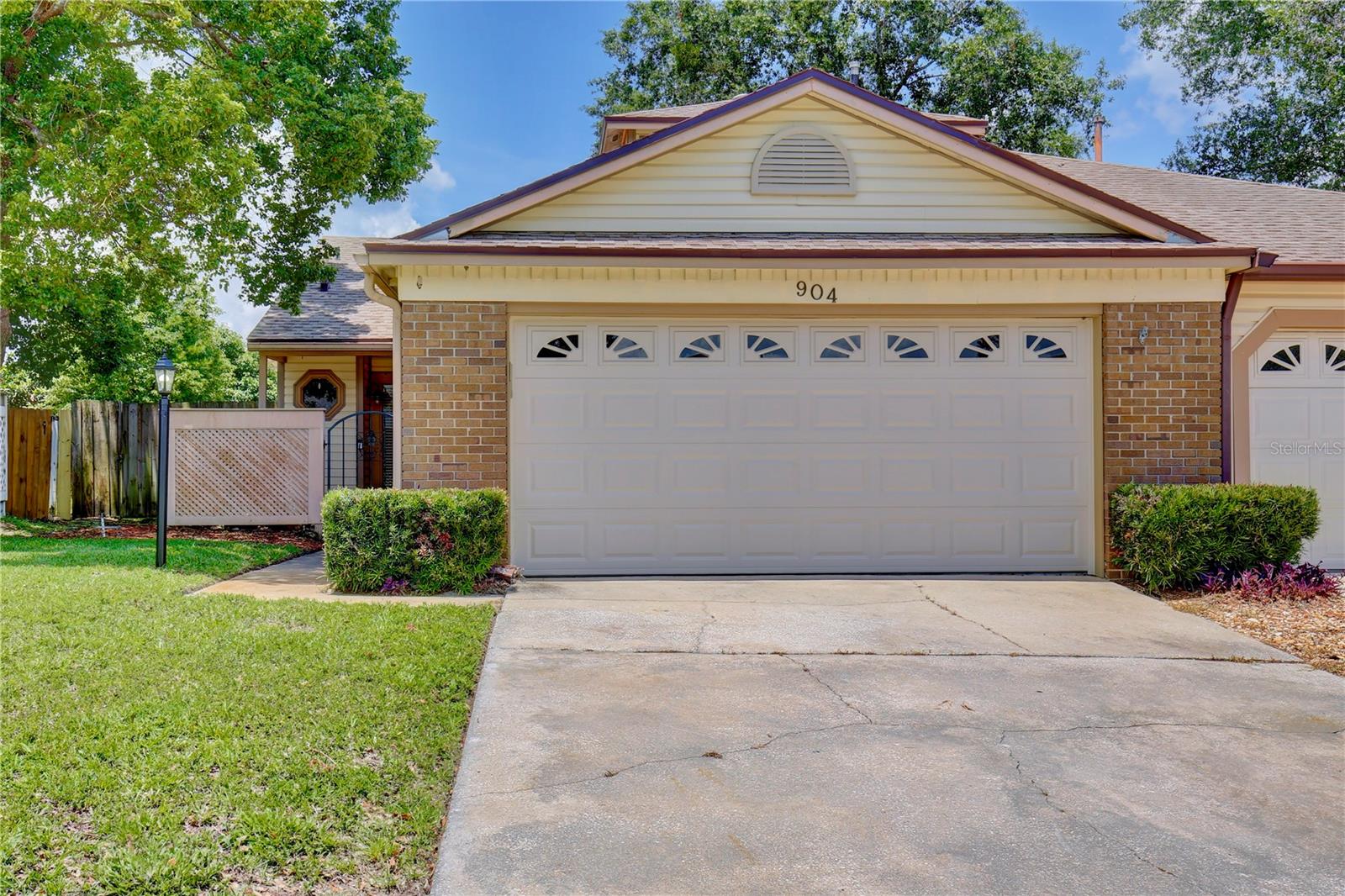 904 NORFOLK CT
