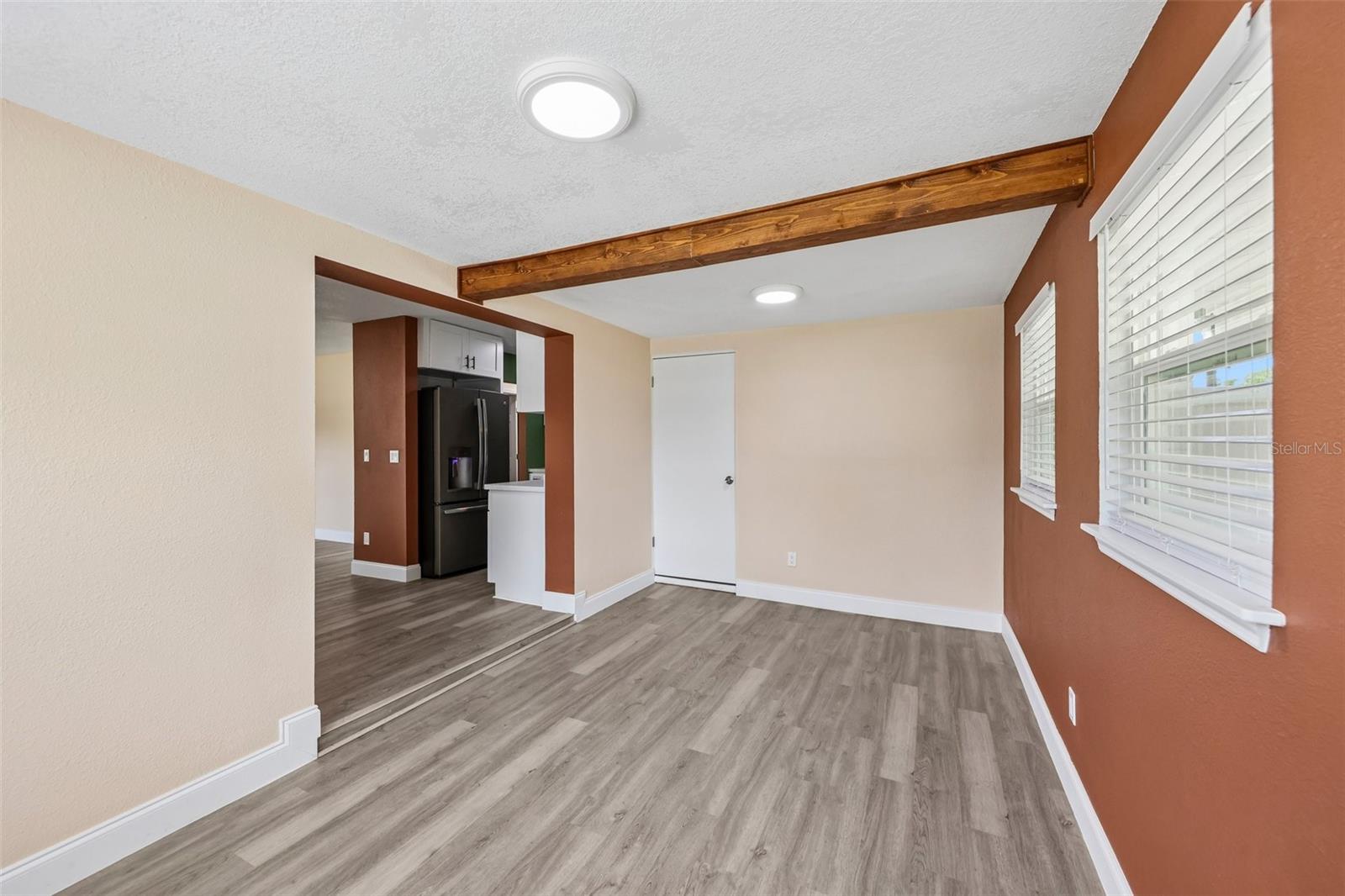 668 Barbuda Way Property Photo 14