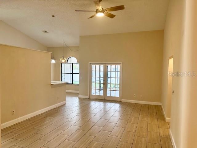 12686 Newfield Dr Property Photo 3