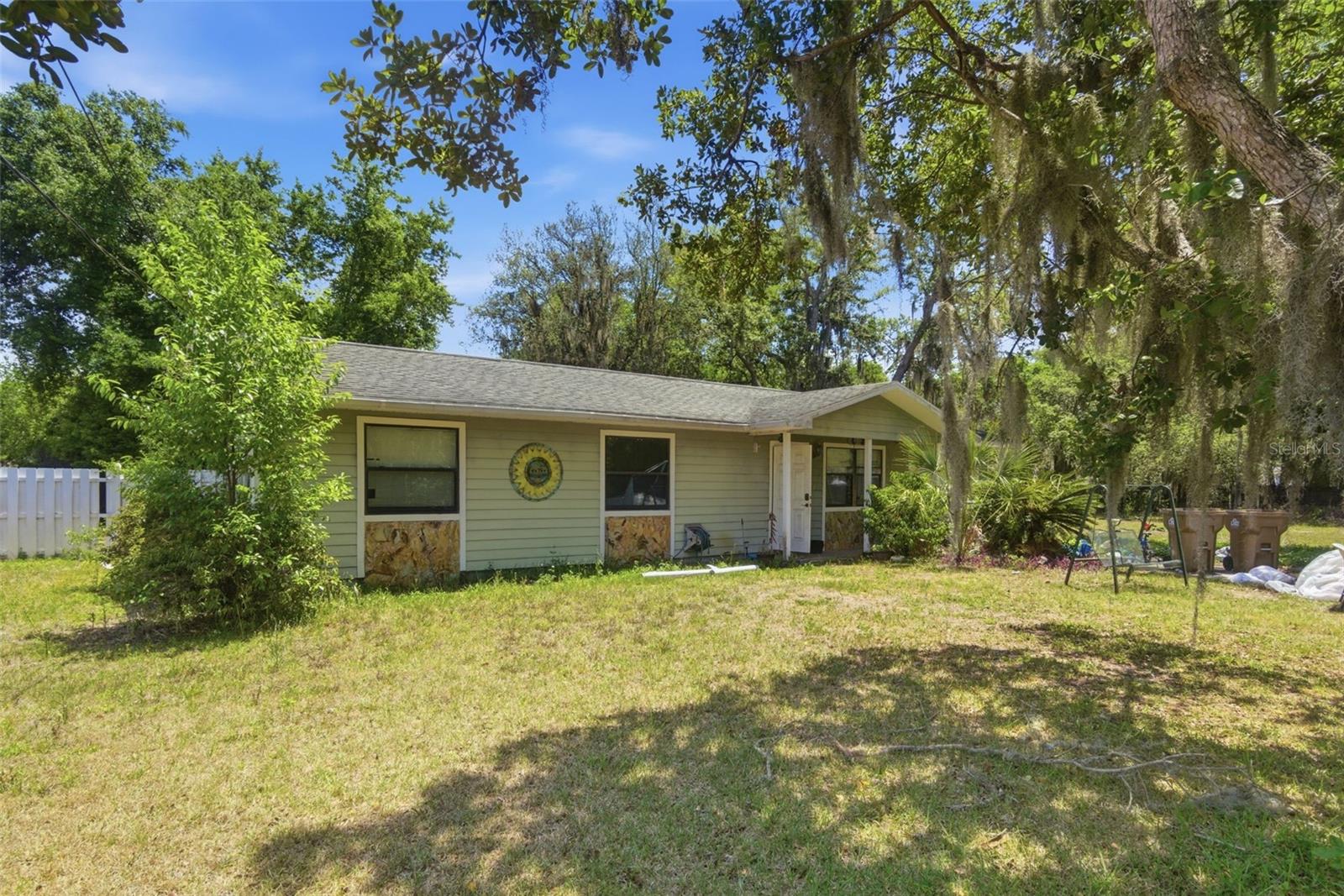 35724 Dawn Dr Property Photo 1
