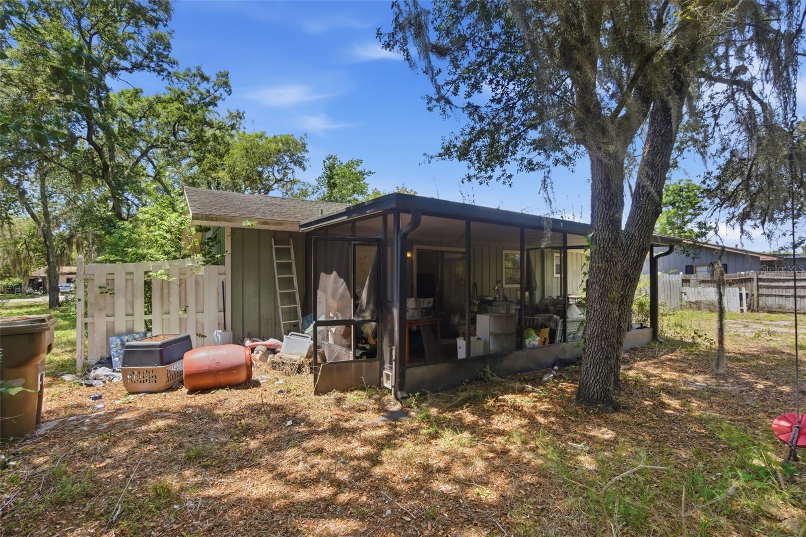 35724 Dawn Dr Property Photo 6