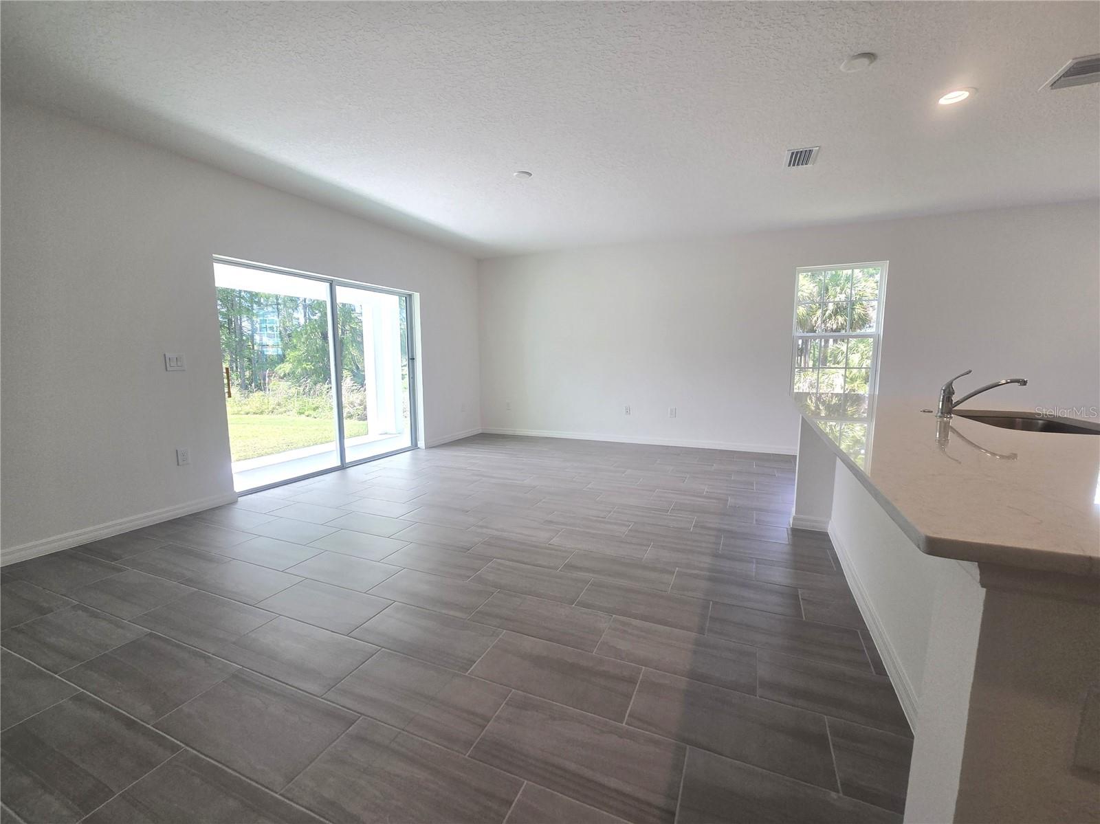 2536 Starry Pt Property Photo 7