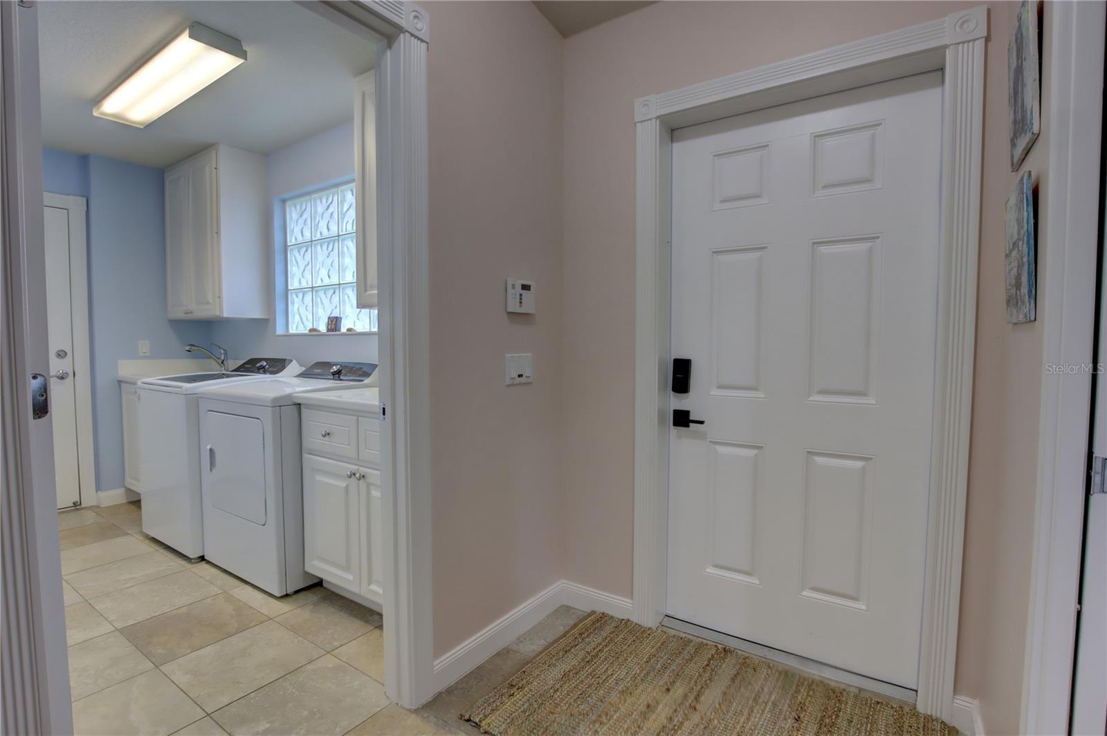 11801 Fan Tail Ln Property Photo 24