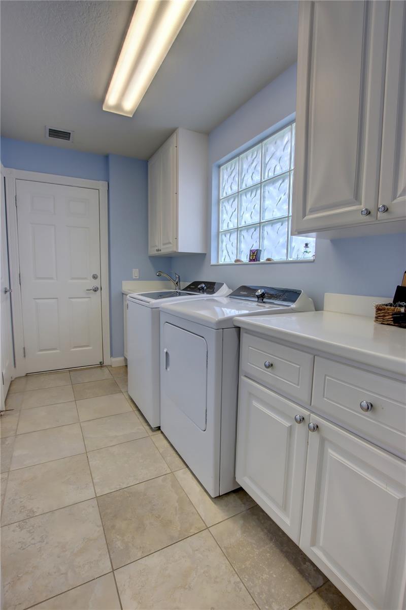 11801 Fan Tail Ln Property Photo 25
