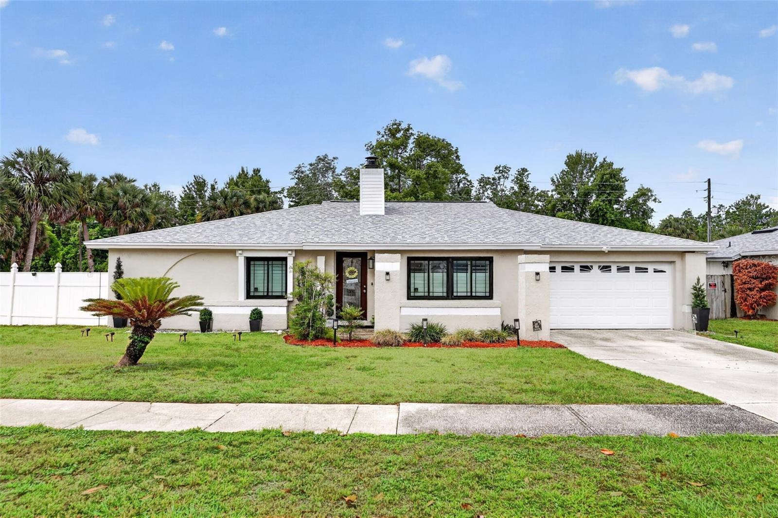 575 Tiberon Cove Rd Property Photo 1