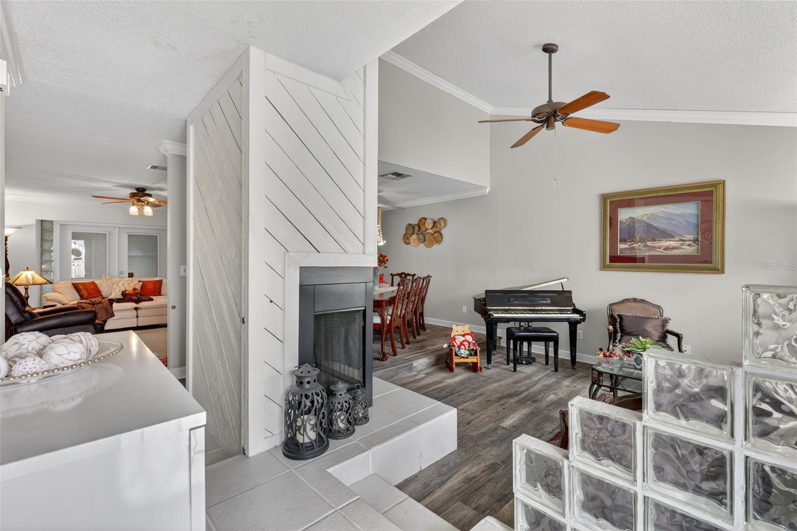 575 Tiberon Cove Rd Property Photo 14