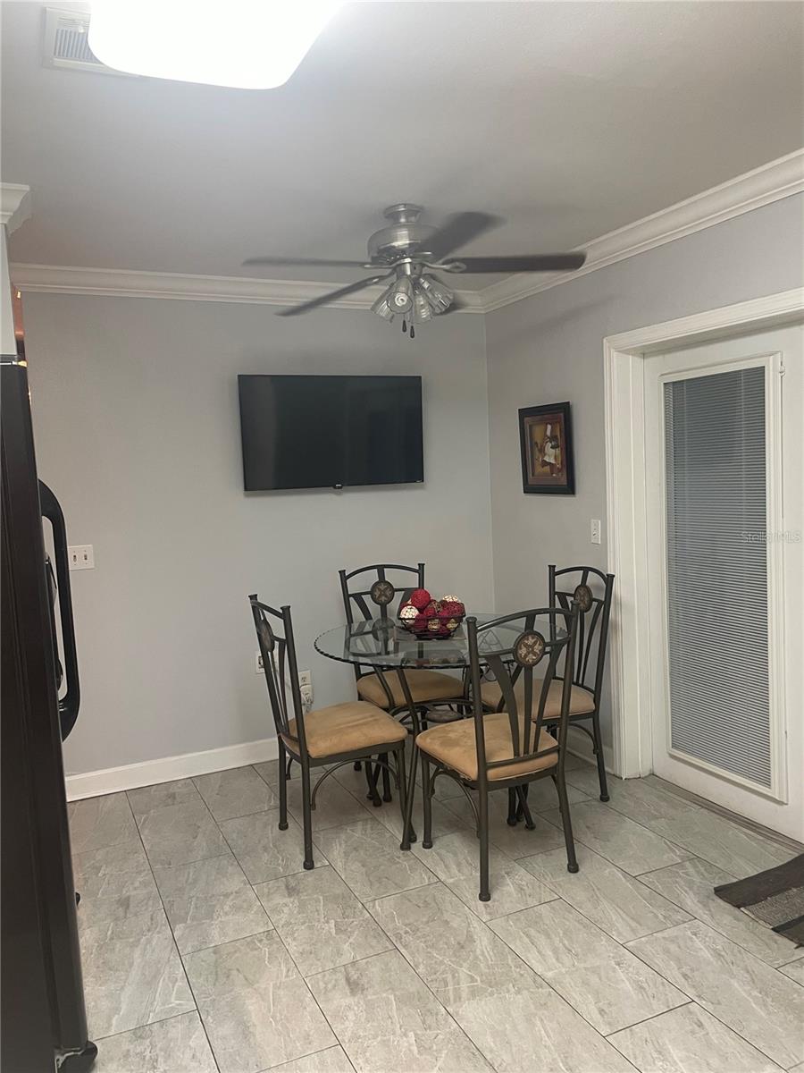 575 Tiberon Cove Rd Property Photo 16