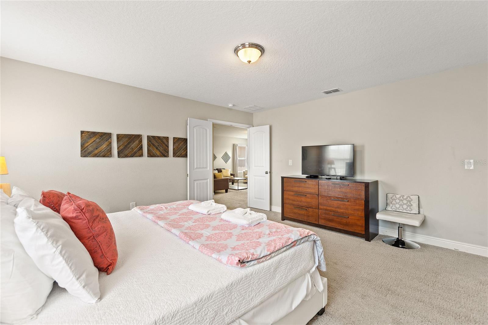 5368 Oakbourne Ave Property Photo 30