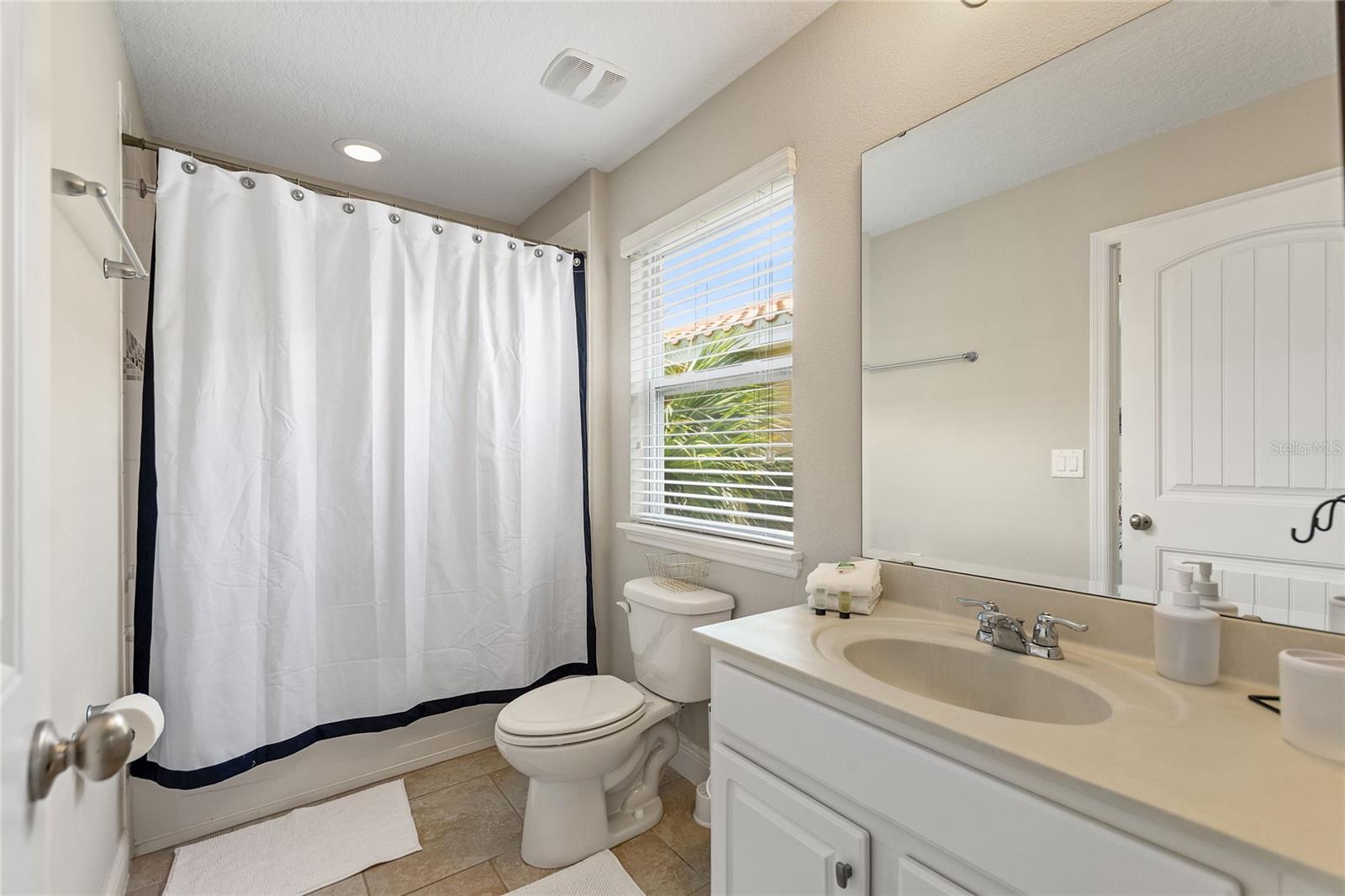 5368 Oakbourne Ave Property Photo 35