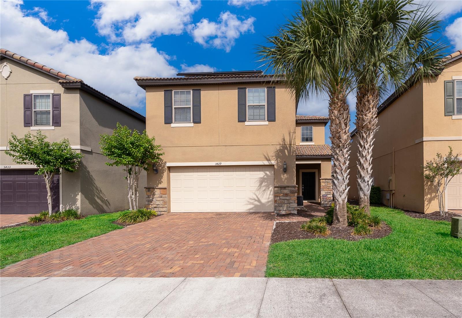 5429 Misty Oak Cir Property Photo 3