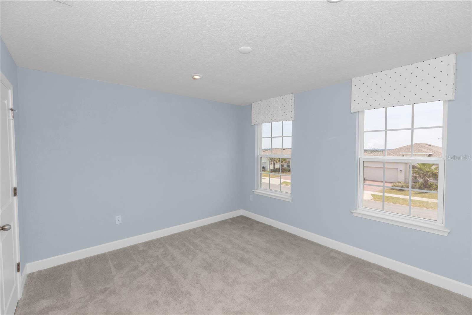1234 Whispering Ln Property Photo 28
