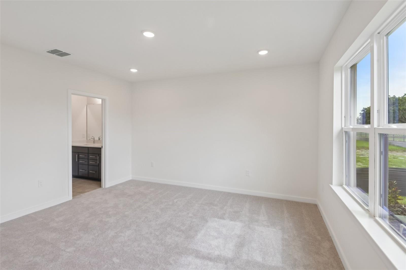 3346 Cup Dr Property Photo 13