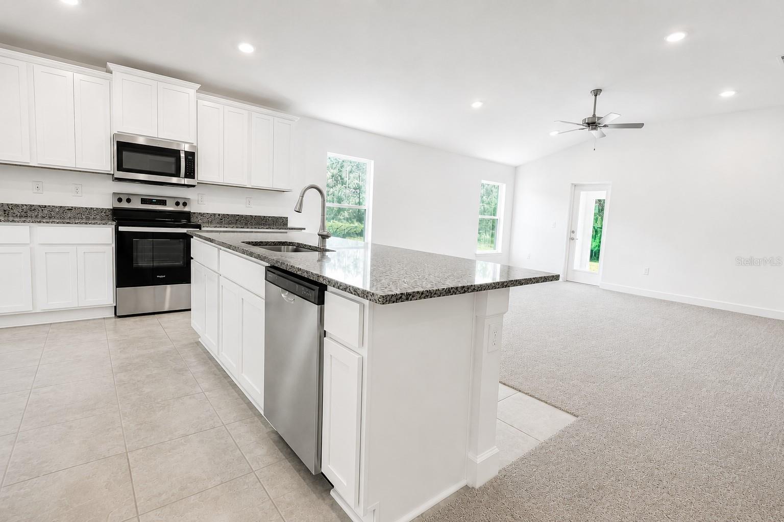 7606 Bent Tree Loop Property Photo 8
